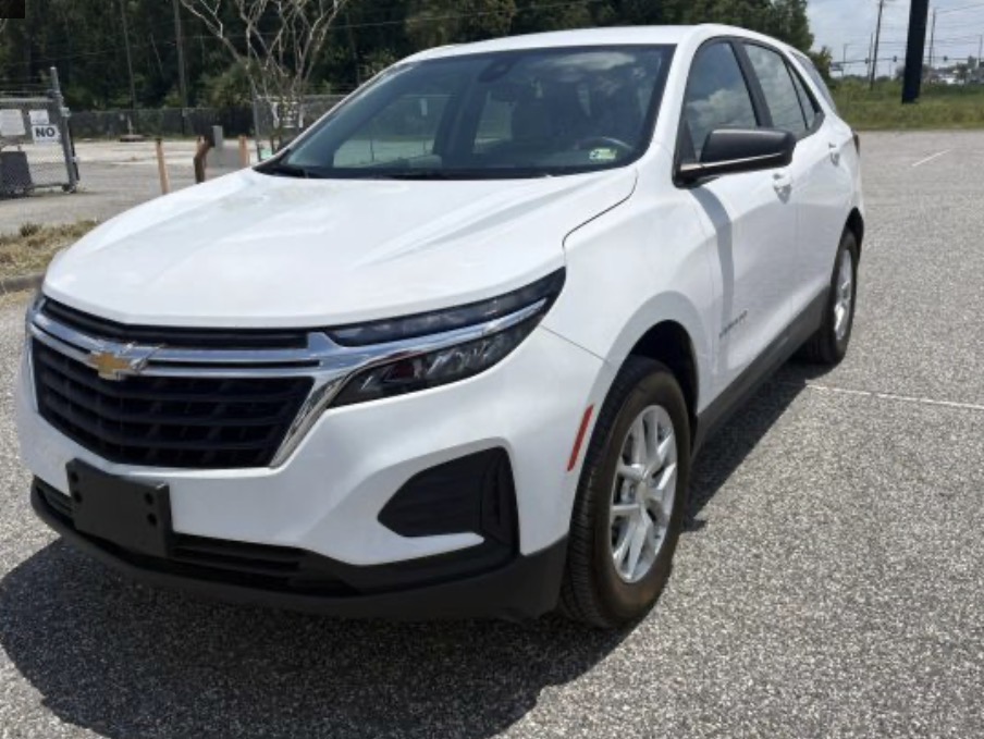 2024 Chevrolet Equinox Ls photo 1
